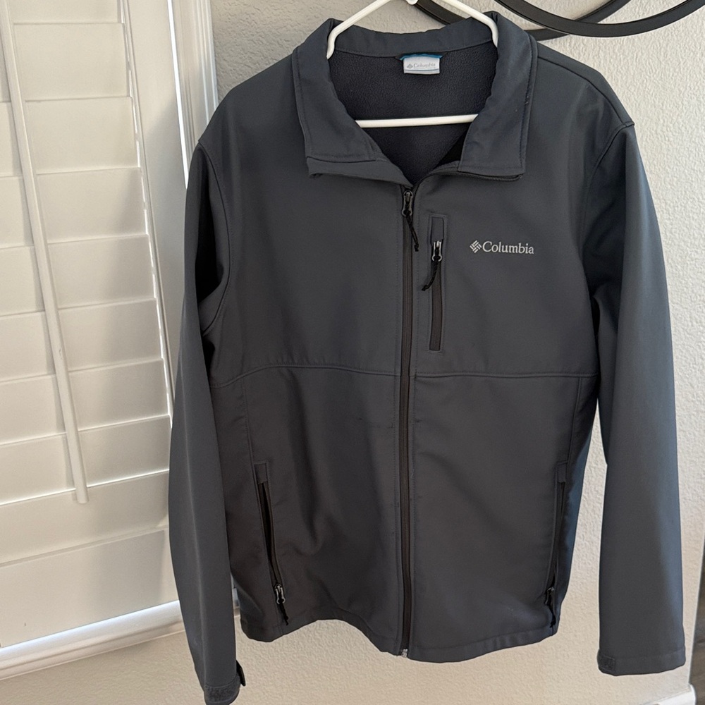 Columbia Men's Charcoal Performance Jacket